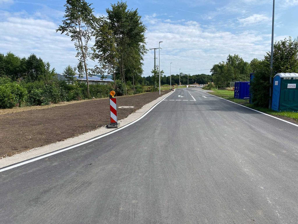 Altendorf: Neubau Brücke und Ausbau Straße