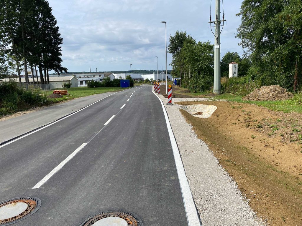 Altendorf: Neubau Brücke und Ausbau Straße